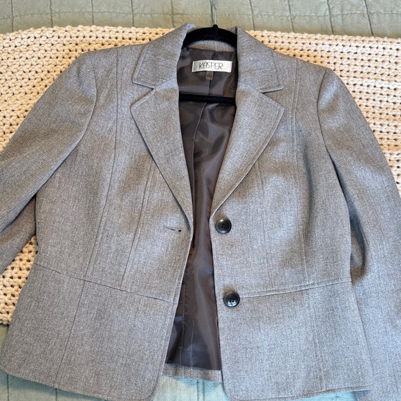 Kasper Women's Gray Two-Button Tailored Blazer - Picture 4 of 4